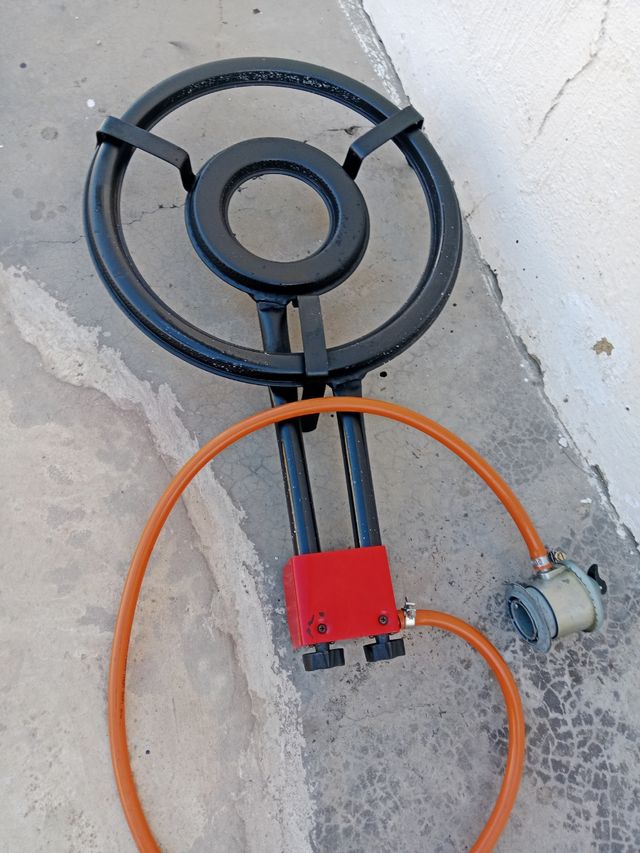 Paellero de gas con quemador doble