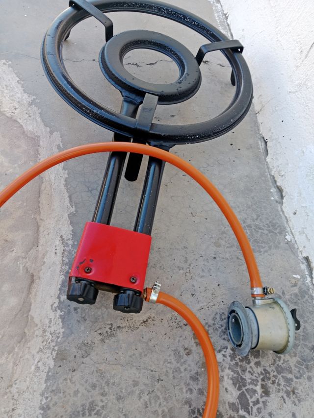 Paellero de gas con quemador doble