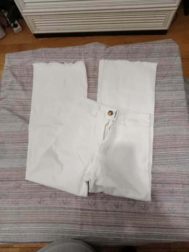 Vaqueros Stradivarius Talla 32 Blanco Hueso