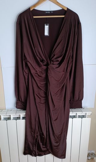 Elegante vestido marrón chocolate talla 54