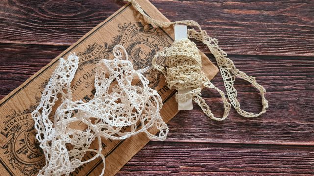 Piccolo lotto di pizzi vintage