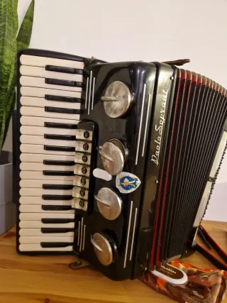 Acordeón Paolo Soprani