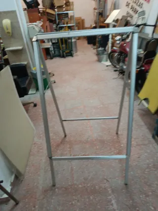 CABALLETE PUBLICITARIO