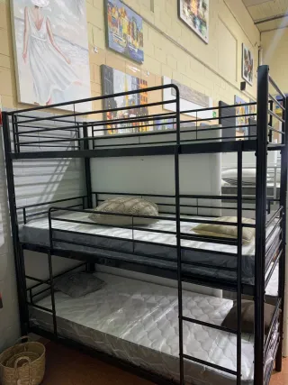 Litera Triple Metálica Negra