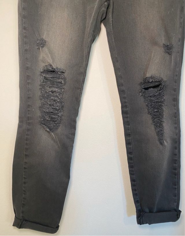 Jeans skinny grigi donna strappati