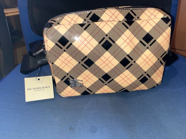 Bandolera Burberry Cuadros Beige y Negro