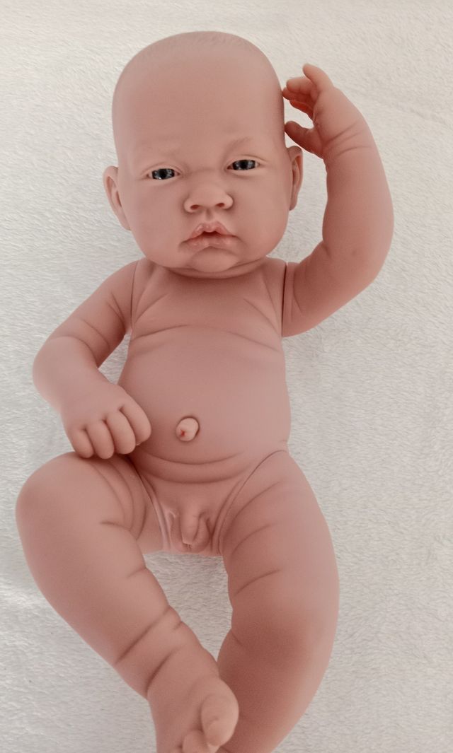 Muñeca Reborn Antonio Juan con ropa