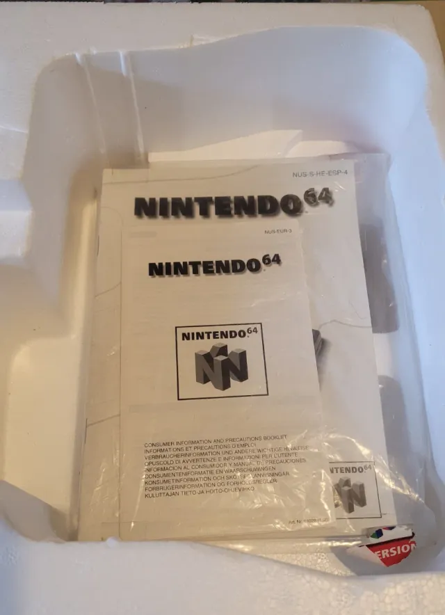 Nintendo 64 Consola Gris y Mando