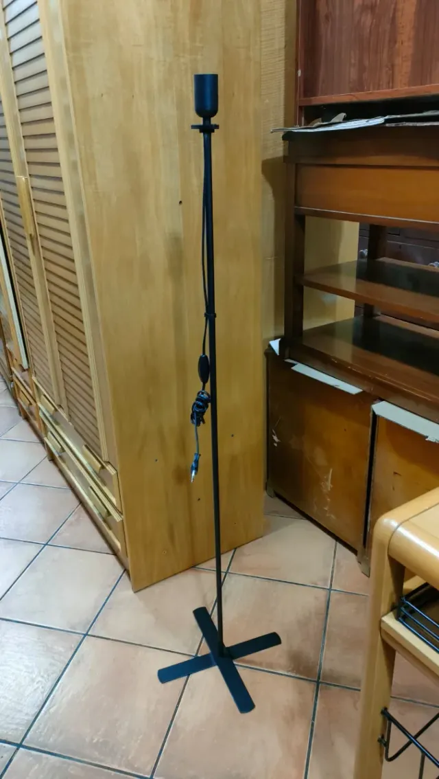 Pie de Lámpara Negro Metálica 640513926