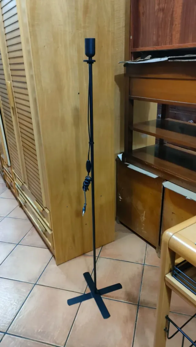 Pie de Lámpara Negro Metálica 640513926