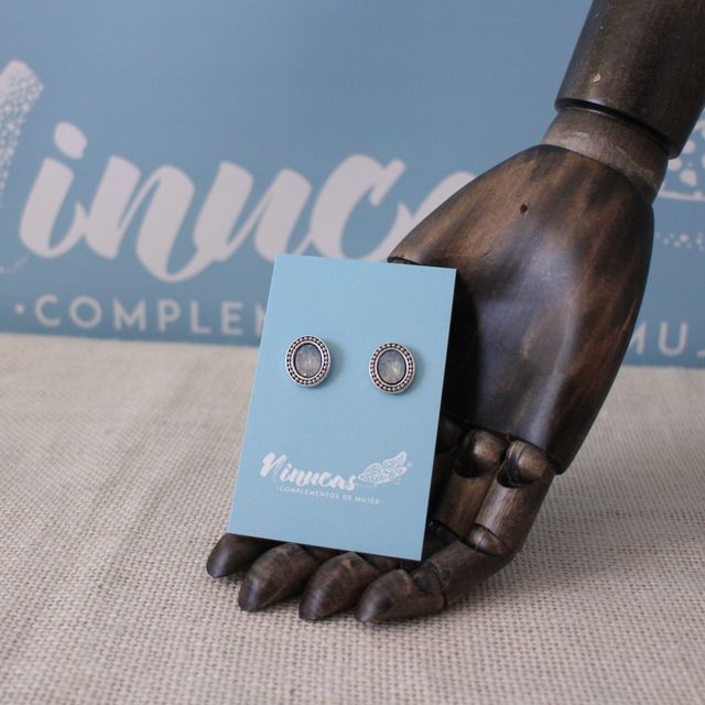 Pendientes con forma de pequeño óvalo opal A