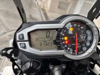 Triumph Tiger 800 XCA