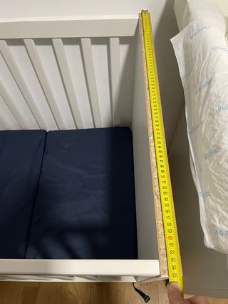 Cuna de bebé blanca 65 x 125 con gavetas