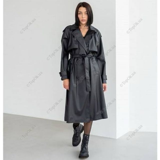 Trench de piel sintética negro
