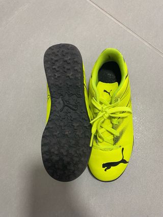 Botas fútbol niño multitacos Puma