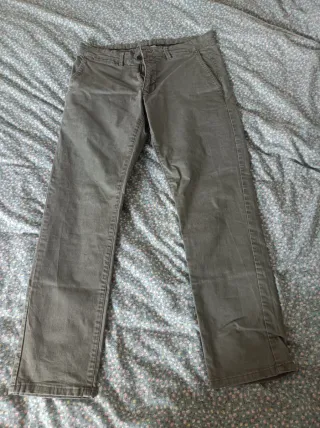 Pantalones Chinos Verdes Talla 42