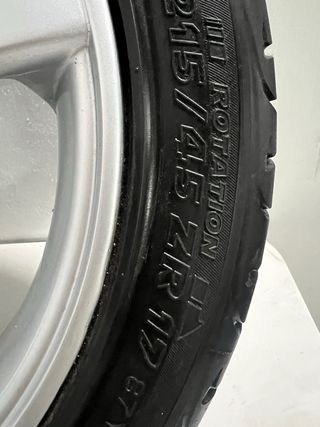 Llanta Mak y Neumático Michelin