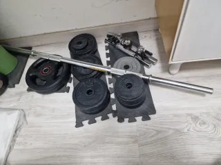 Set de pesas y barra