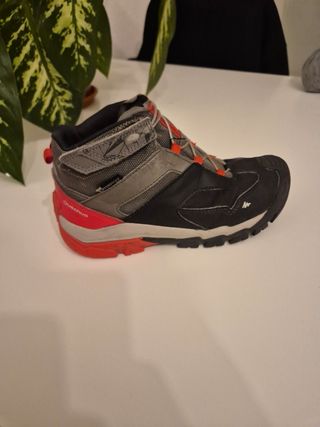 Botas de montaña para niño