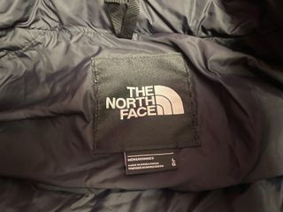 Plumífero The North Face Morado y Negro