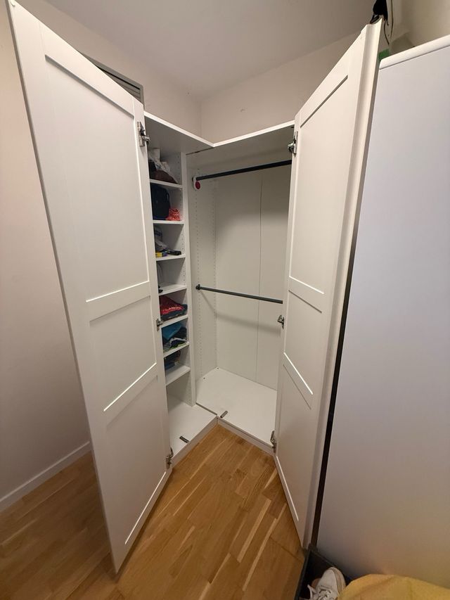 Armadio angolare bianco Ikea