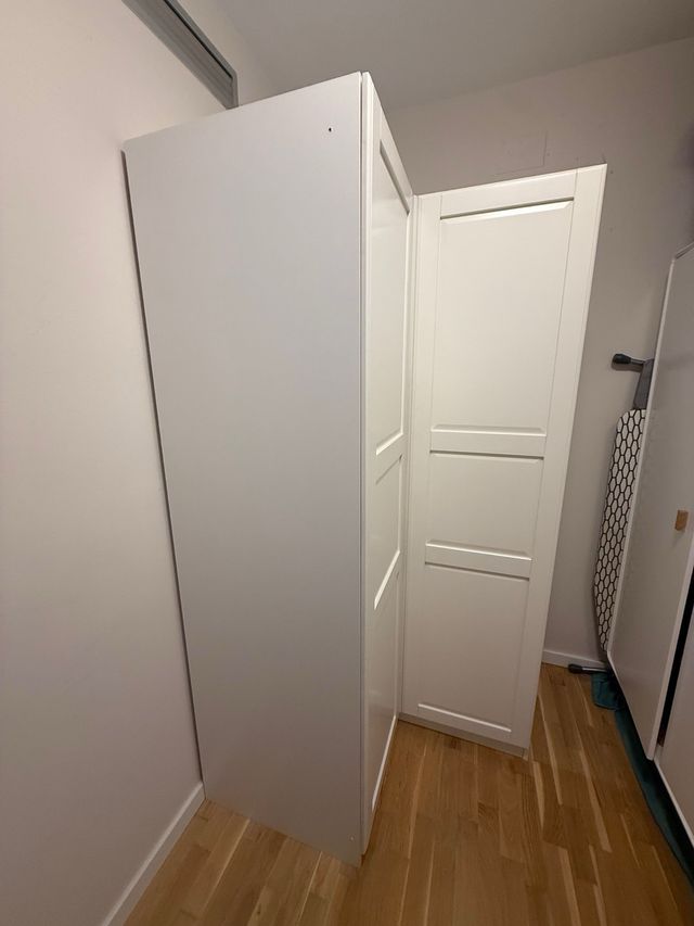 Armadio angolare bianco Ikea