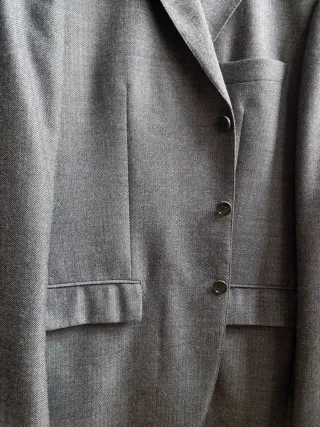 Americana gris talla 52