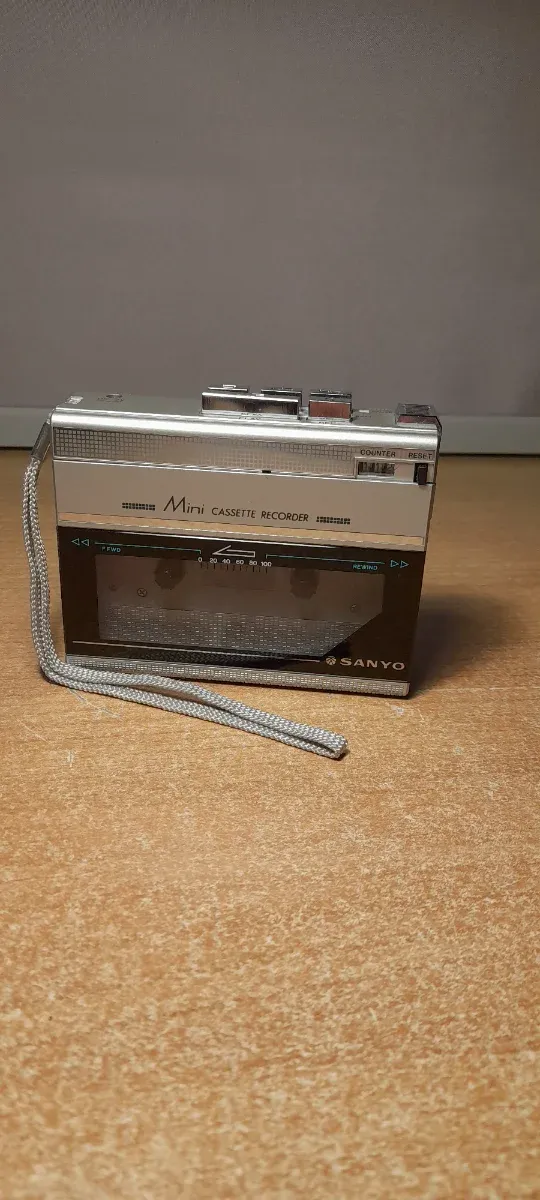 Walkman Sanyo M1120