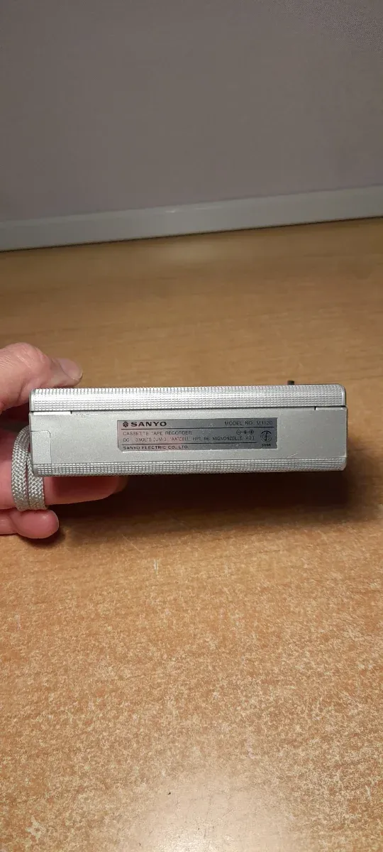 Walkman Sanyo M1120