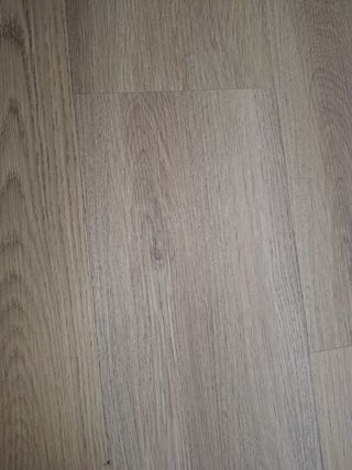 Suelo laminado 90m² (1 año uso)