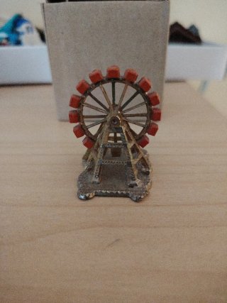 Miniature Souvenir Mondo