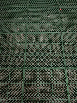 Losetas rejilla plástico verde terraza 30x30