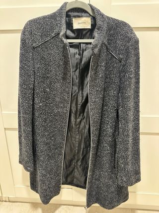 Abrigo Stradivarius Negro/Gris