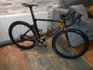 Negociable. Preciosa Elves Falath Pro Full DuraAce