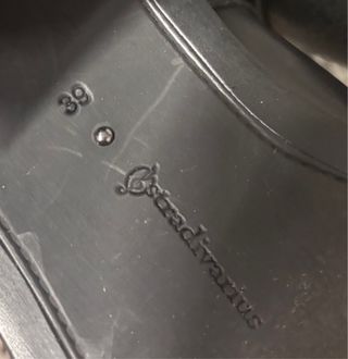 Botín negro tacón ancho