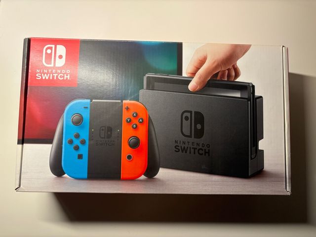 Nintendo Switch Azul y Rojo