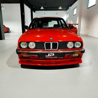 BMW SERIE 3 323i E30 AÑO 1984