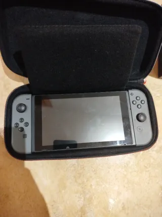 Nintendo Switch con accesorios