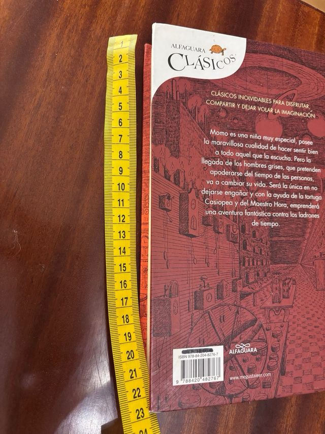 Momo (Colección Alfaguara Clásicos)