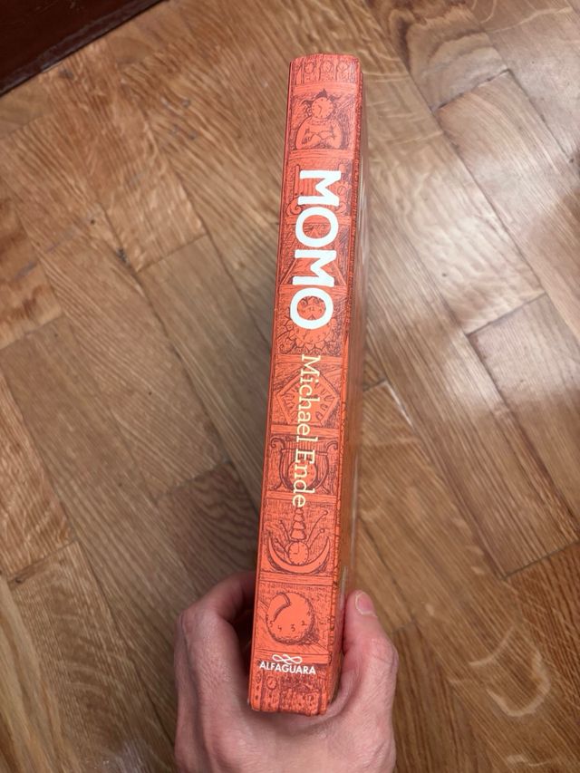 Momo (Colección Alfaguara Clásicos)