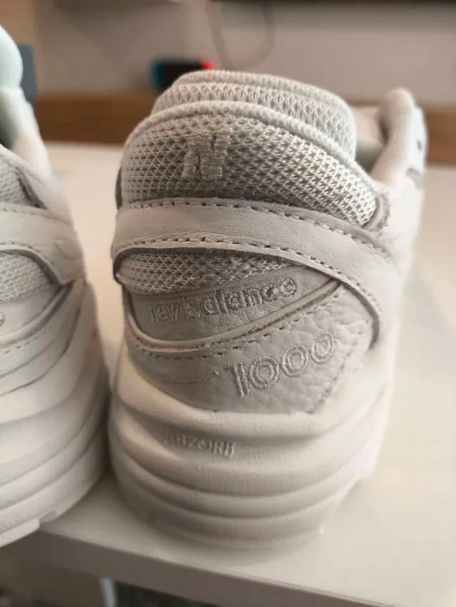 New Balance 1000 Talla 37 Gris/Blanco