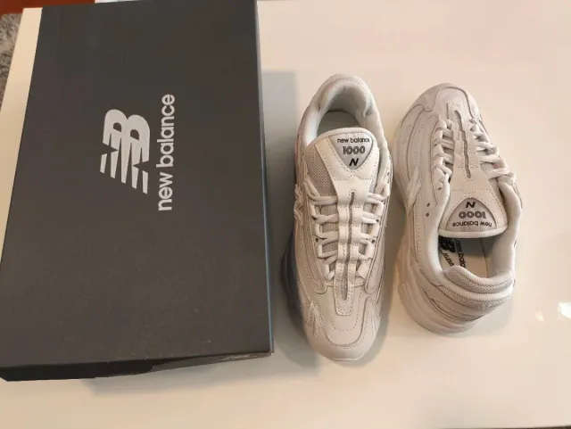 New Balance 1000 Talla 37 Gris/Blanco