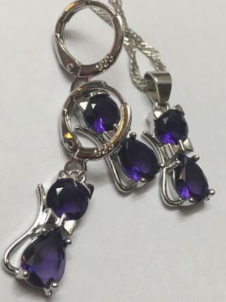 Collar y pendientes gatos