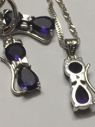 Collar y pendientes gatos