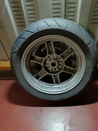 Llanta Trasera Suzuki Burgman 130/70/R12