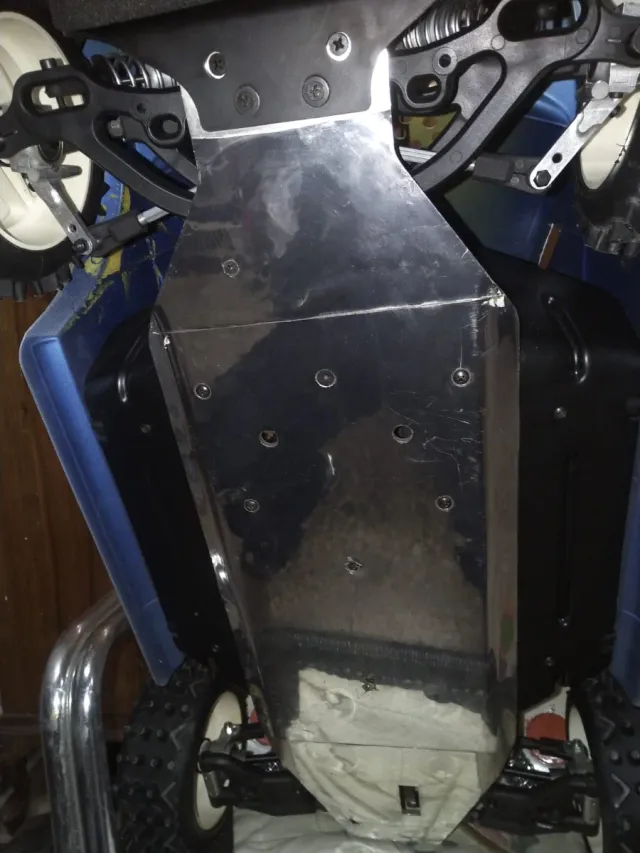 Coche RC gran escala FG