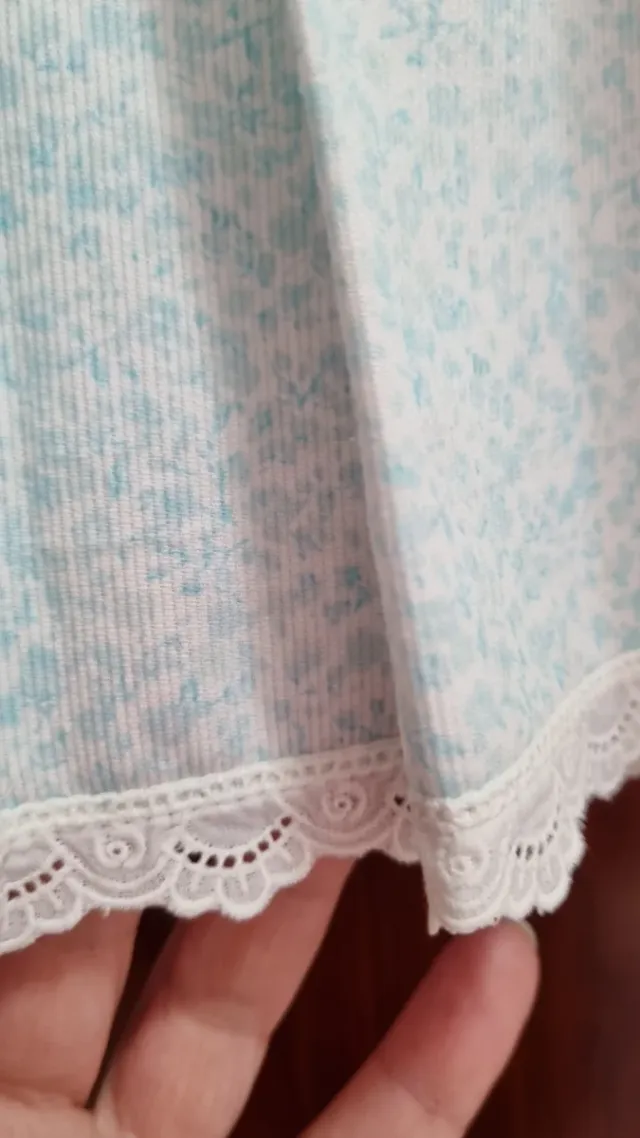 Vestidos de niña bordados