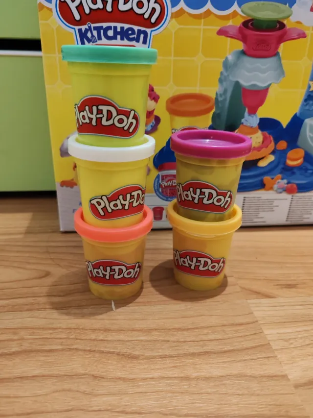 Play-Doh Cocina Creaciones Tarta Fiesta