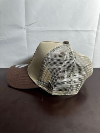 Gorra New Era 9FORTY Beige y Marrón