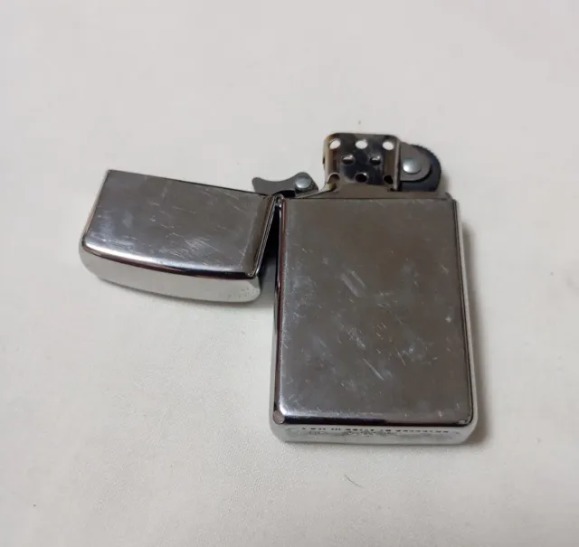 Zippo 08 Bradford PA Fabricado nos EUA